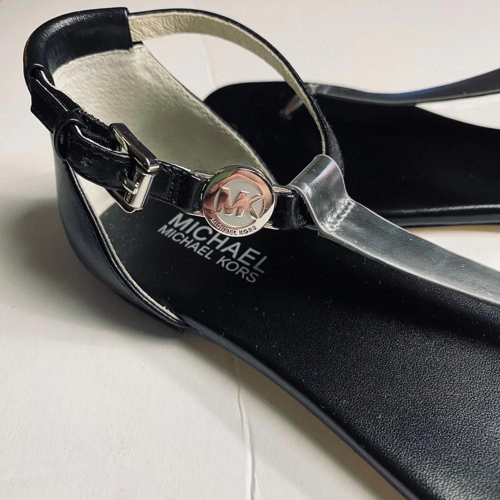 Michael Kors Black Genuine Butter Soft Leather Thong Plate Sandal Size 5.5‎